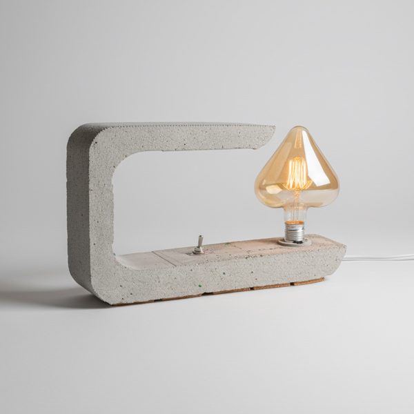 Desert Glow -Concrete Lamp